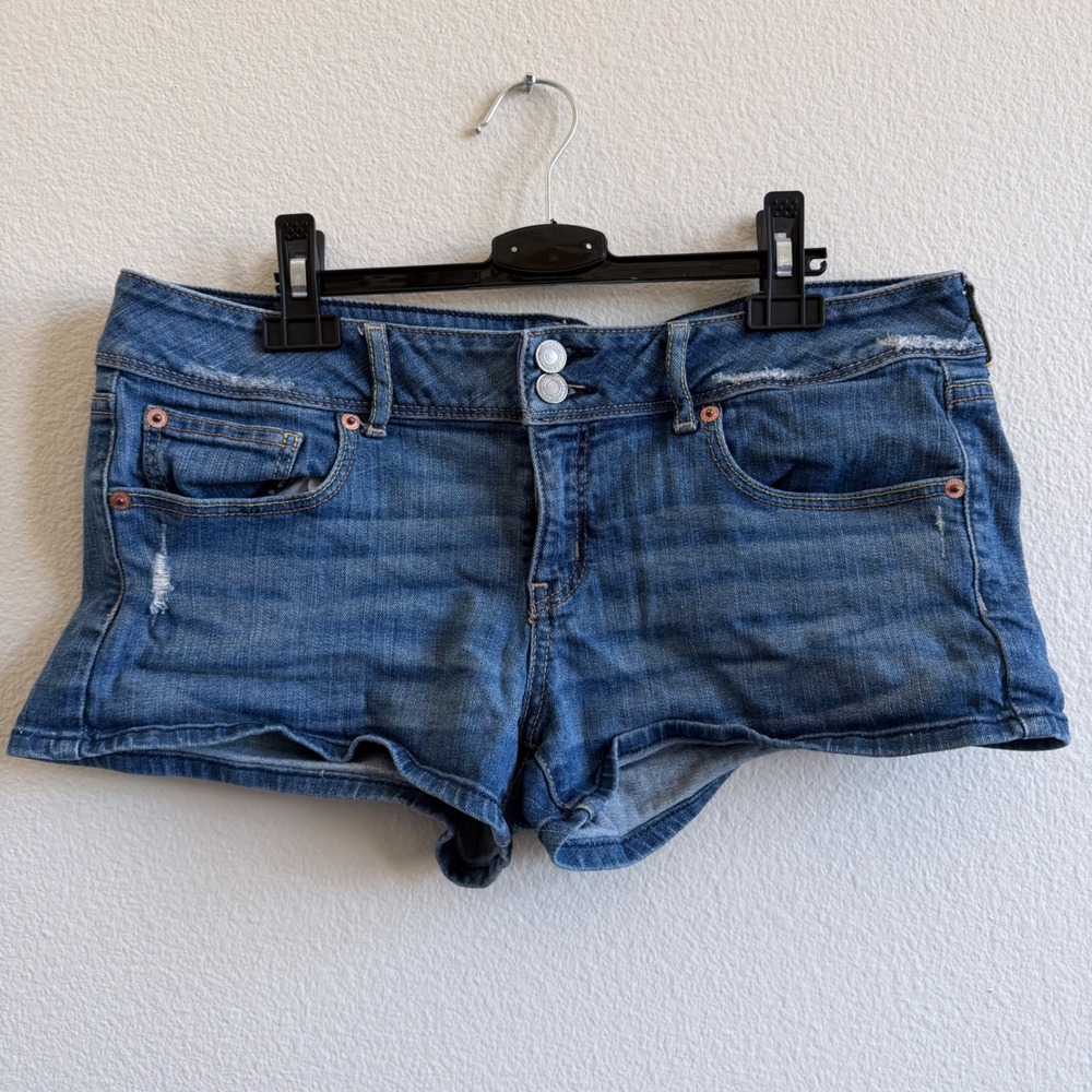 American Eagle Womens 12 Blue Denim Stretch Shorts Low Rise Double Button Flap